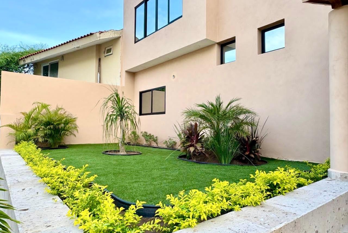 Casa completamente nueva en Fraccionamiento Real de Santiago