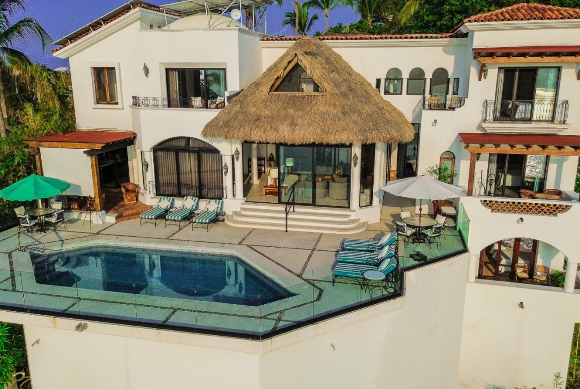 Propiedad en venta en Manzanillo, Colima — JP Real Estate