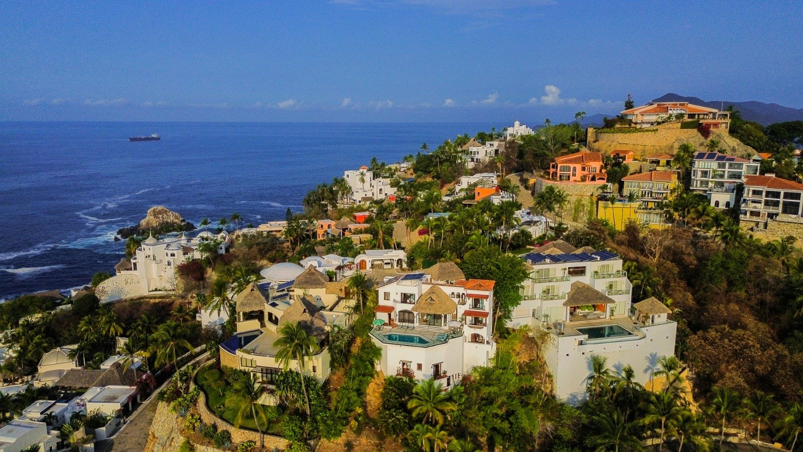 Propiedad en venta en Manzanillo, Colima — JP Real Estate